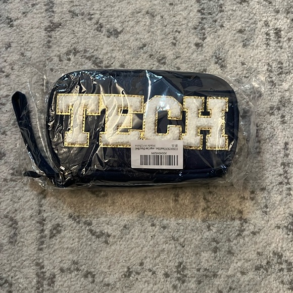 brand new tech wristlet organizer travel bag - Picture 1 of 3